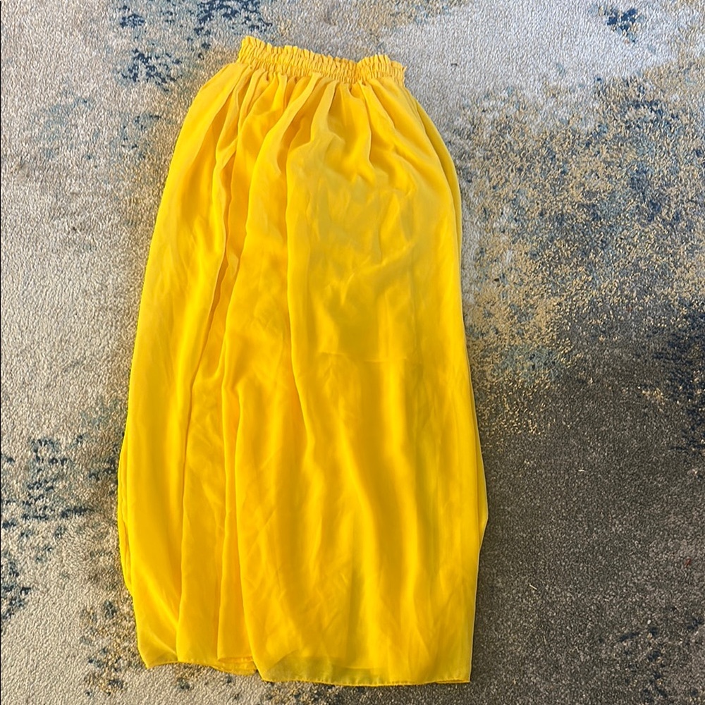 Elegant Yellow Skirt
